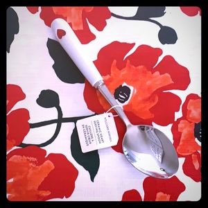William Sonoma ceramic heart serving spoon